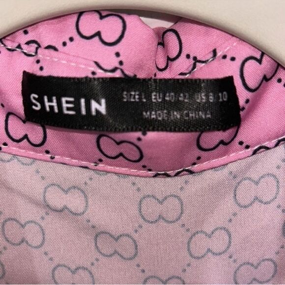 Shein Large Button Down Printed ShirtSize Large) - Picture 5 of 8